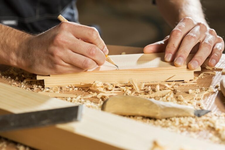 Holzindustrie in Ostwestfalen 2025-2026