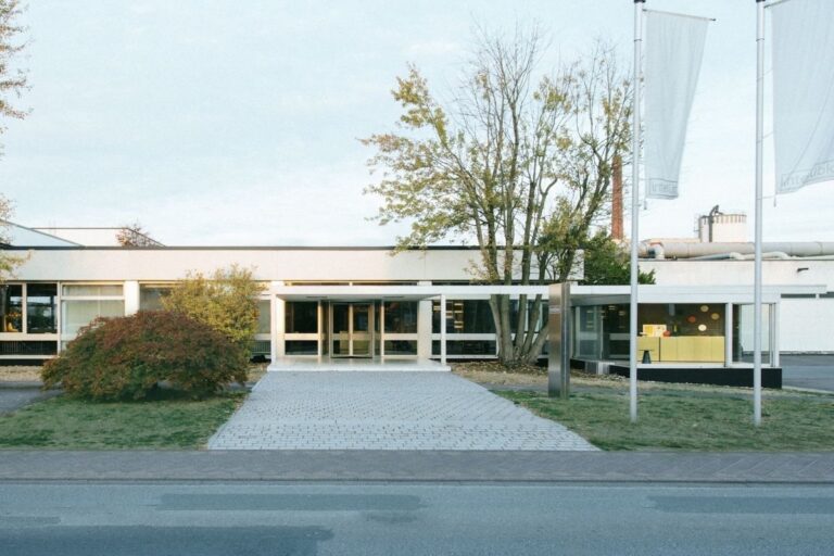 interlübke meldet Insolvenz an: Traditionsmarke aus Oswestfalen kämpft ums Überleben 7 nterlübke meldet 2026 Insolvenz an