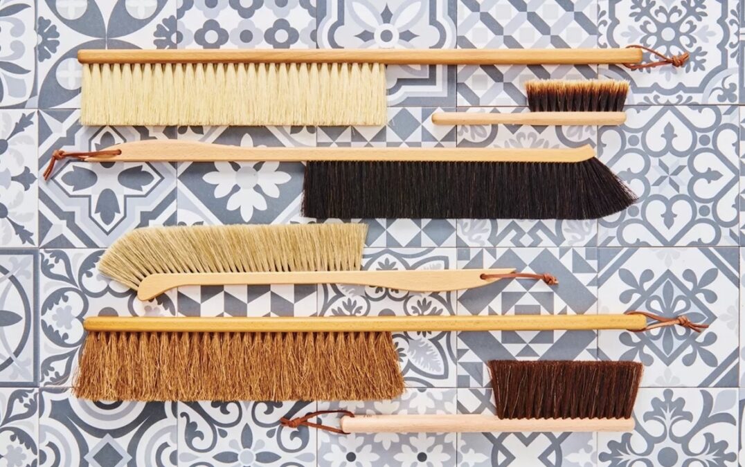 Bürstenhaus Redecker in Versmold: Handwerk seit 1935 2 Bürstenhaus Redecker Bürsten-Manufaktur