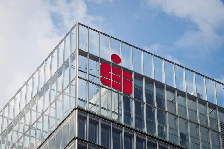 Sparkasse Bielefeld stellt Gebühren für Girokonten neu auf 8 Sparkasse Bank
