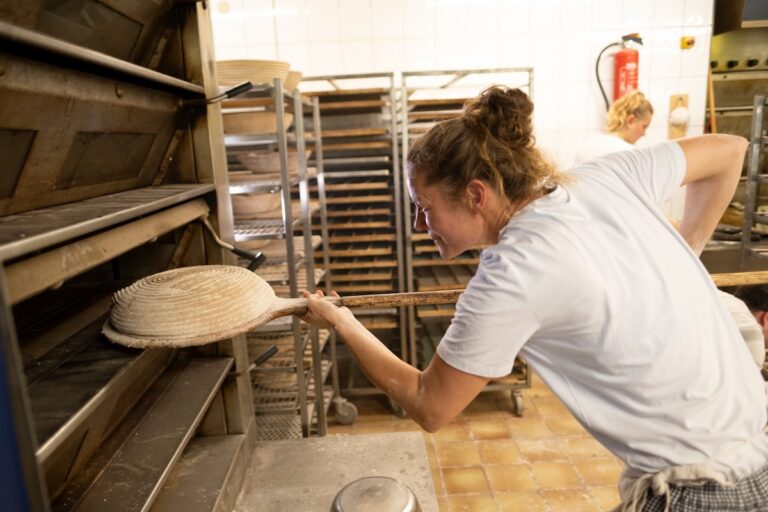 Zorahs Sauerteig Manufaktur: Echtes Brothandwerk aus Bielefeld 5 Zorahs Sauerteig Manufaktur